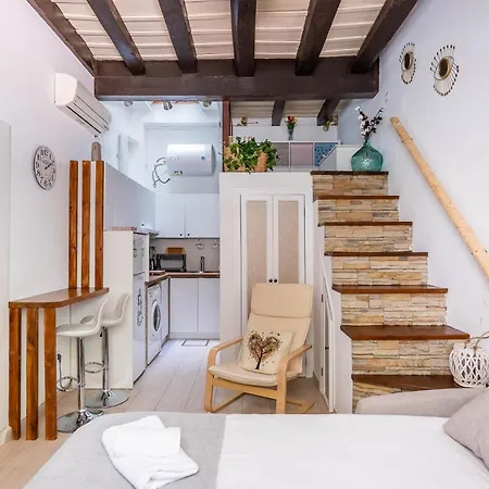 Comfy Away - Estudio En Patio De Vecinos En Setas Siviglia